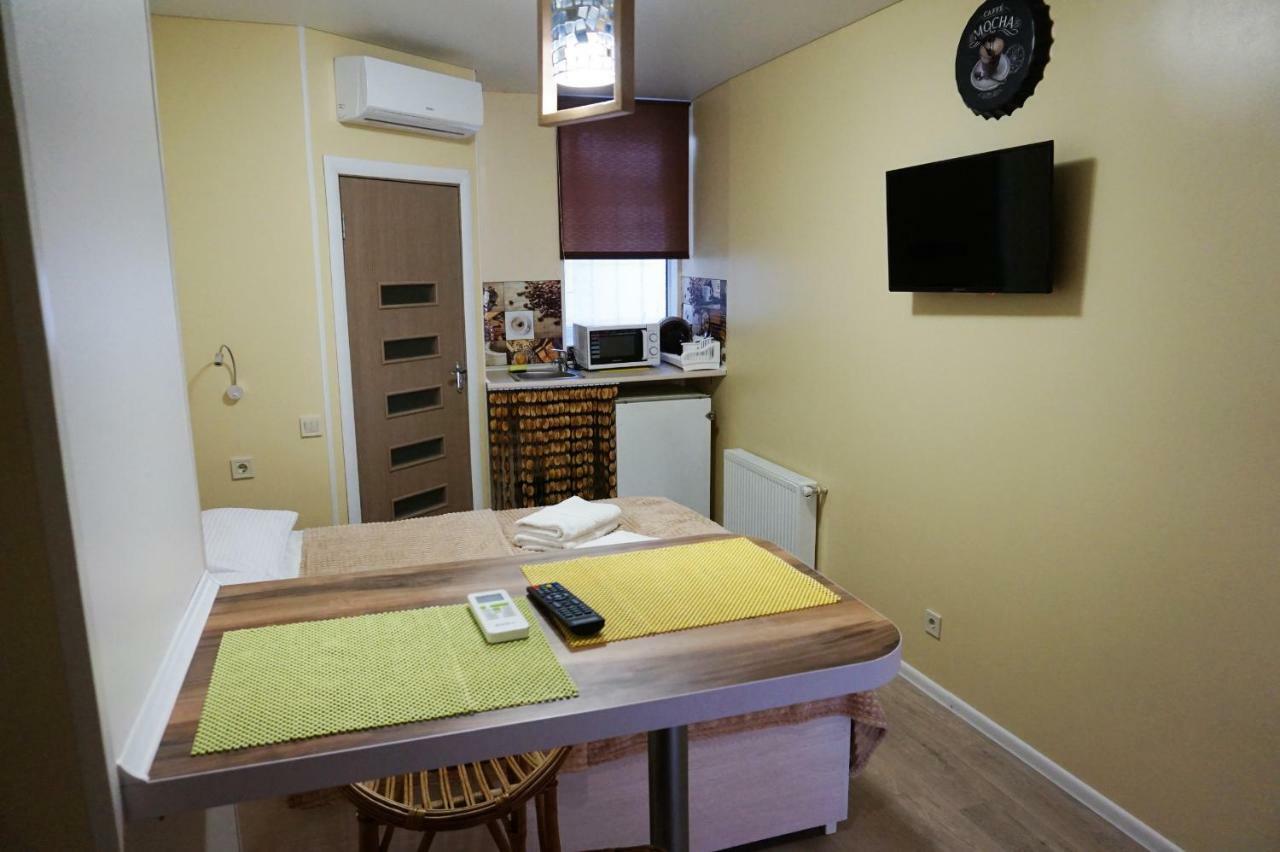 Hotel Kolibri à Odessa Extérieur photo